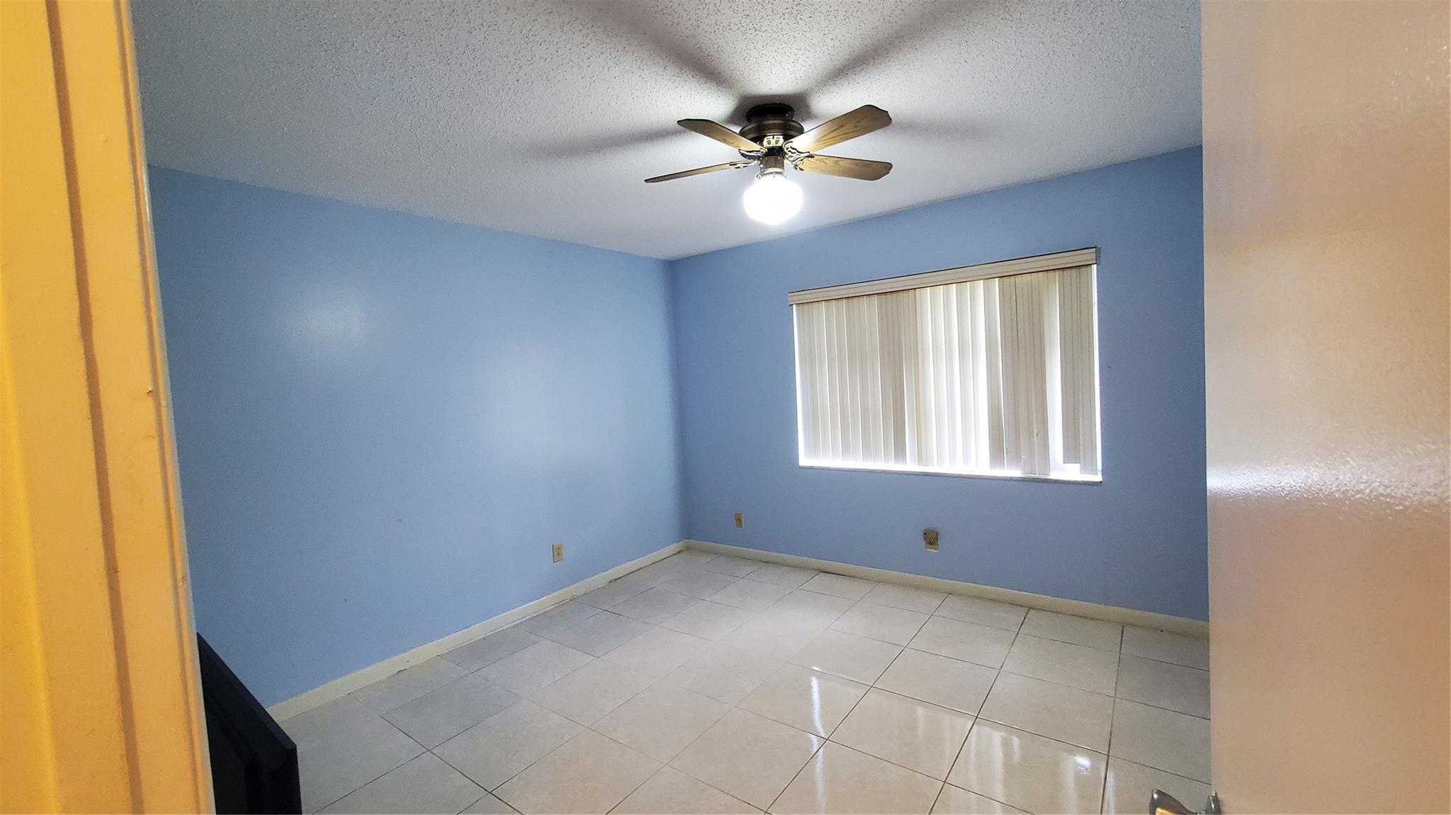 ISLES OF TAMARAC - Residential