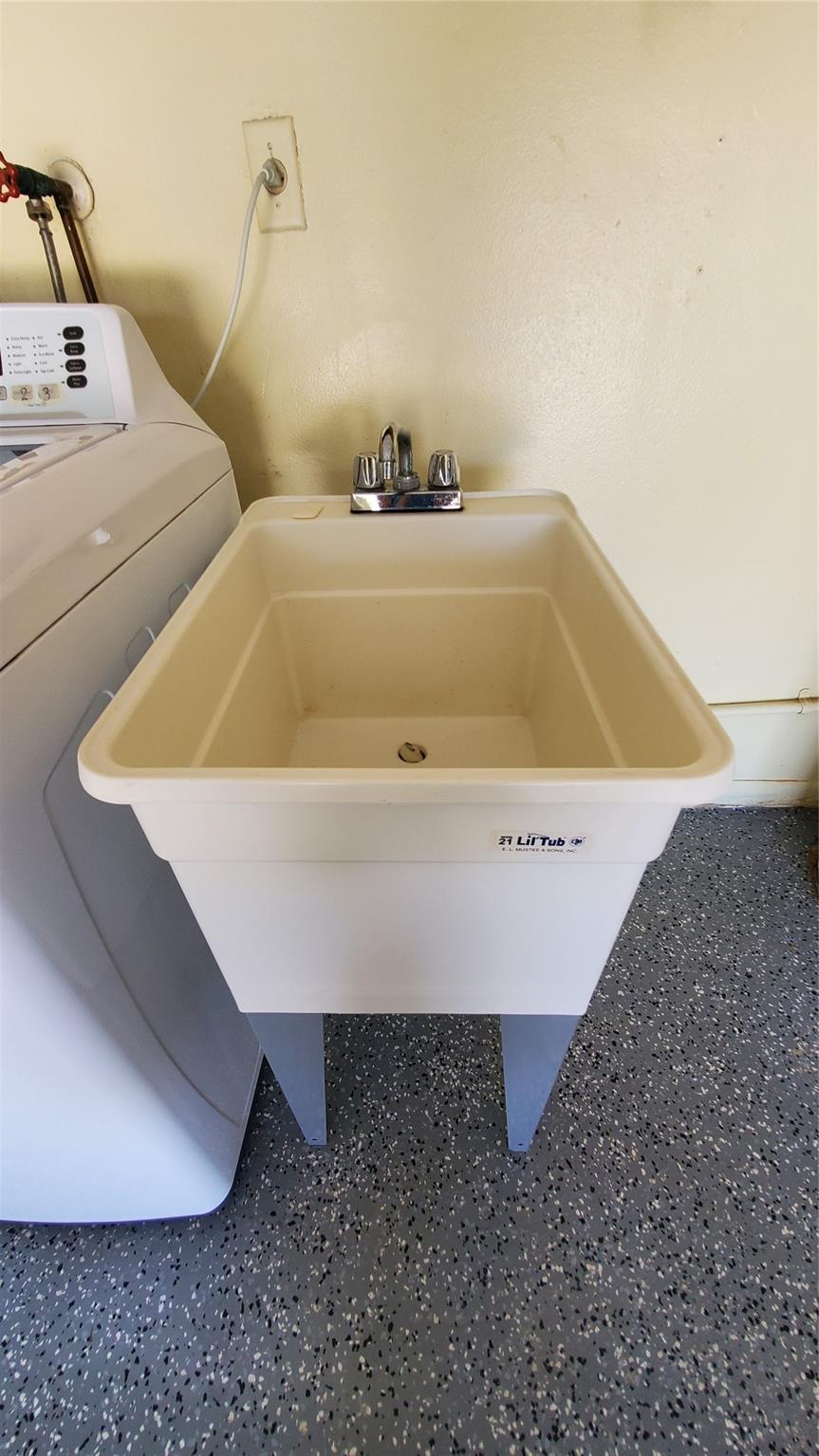 ISLES OF TAMARAC - Residential