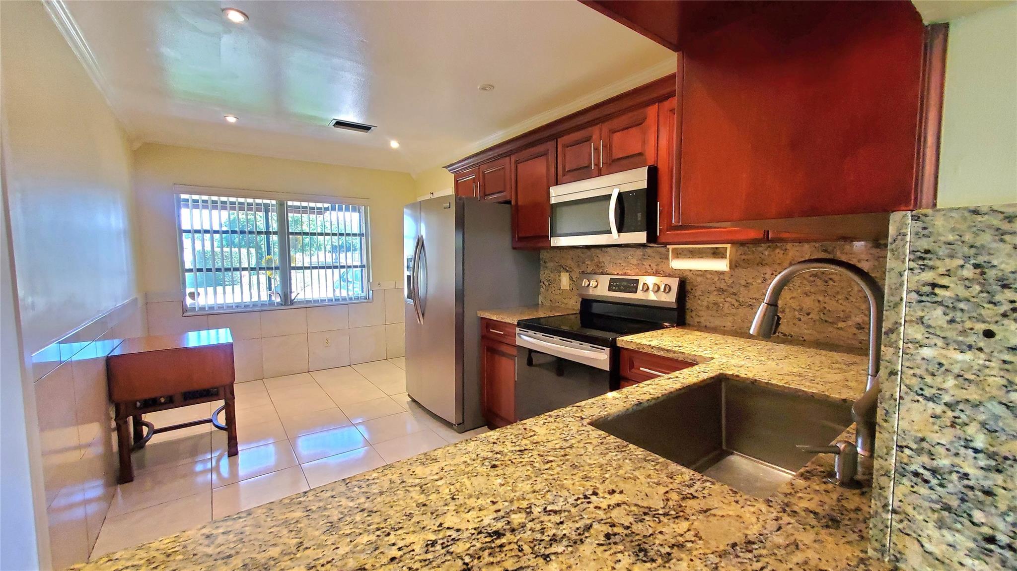 ISLES OF TAMARAC - Residential