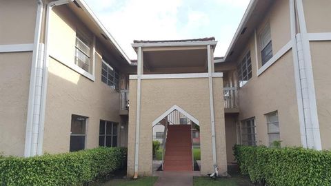 9948 Twin Lakes Dr 34-C Coral Springs FL 33071