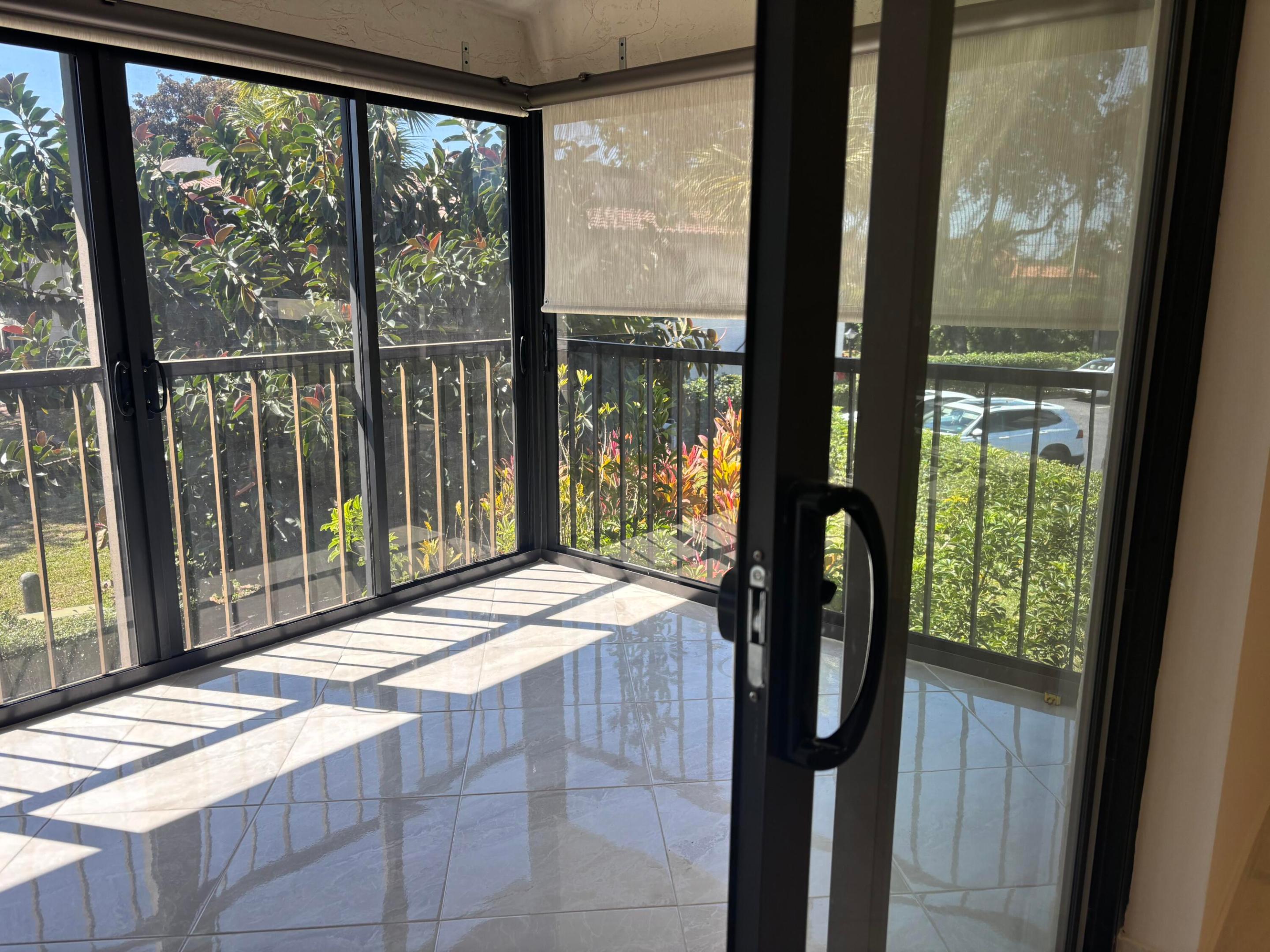 GLADES OF BOCA LAGO CONDO - Residential