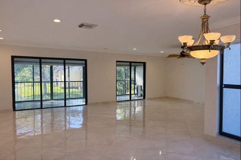 GLADES OF BOCA LAGO CONDO - Residential