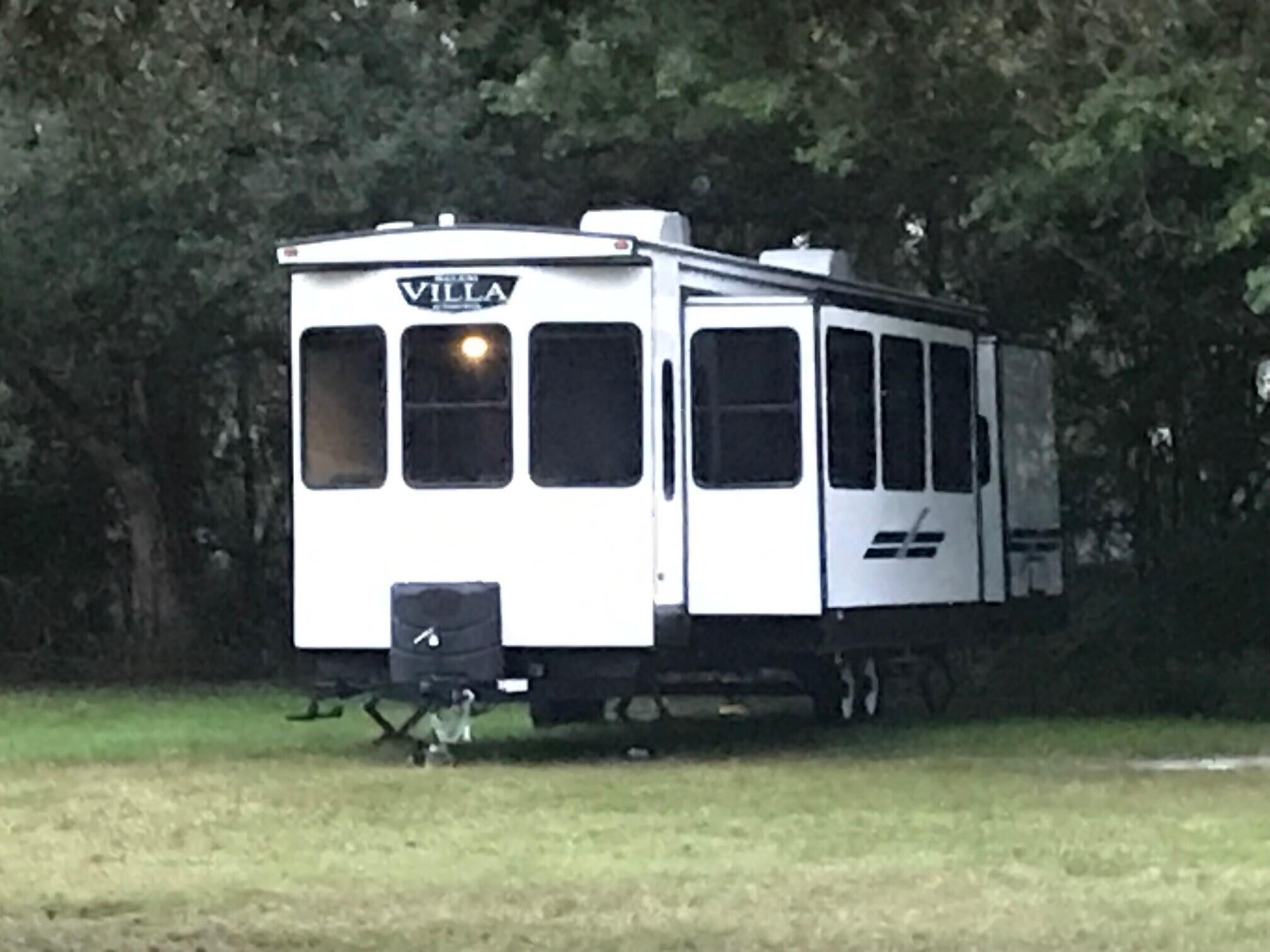 LOXAHATCHEE GROVES - Residential Lease