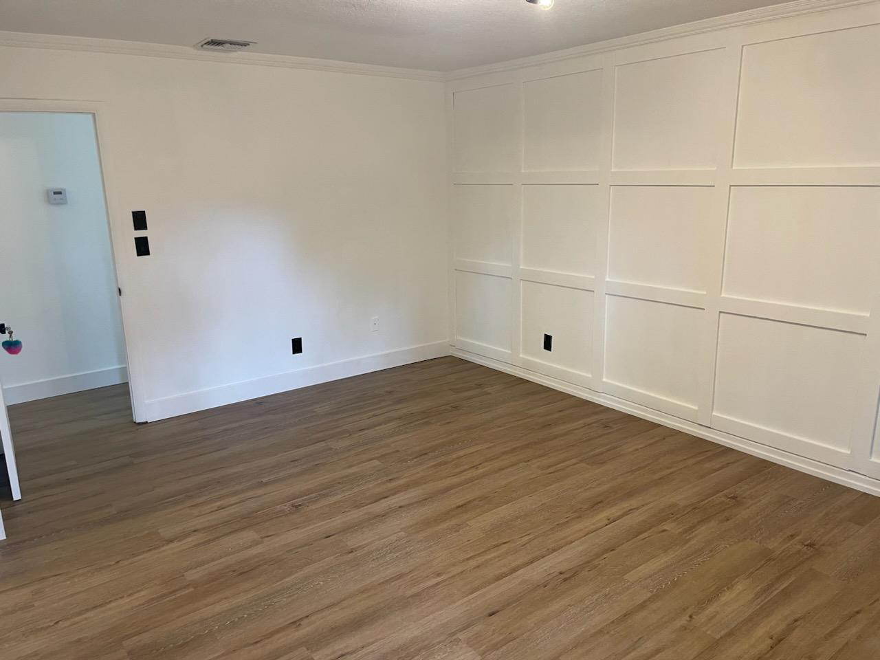 VALENCIA VILLAGE CONDO PHASE I - Residential