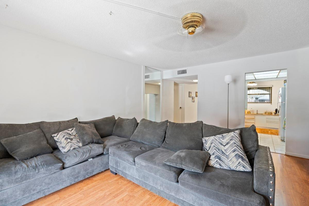 LA PLACIDA - Residential