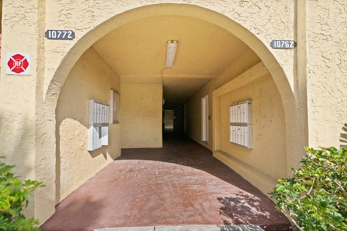 LA PLACIDA - Residential