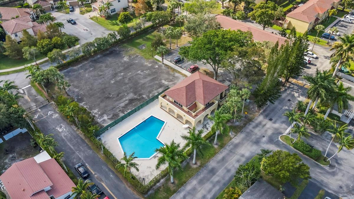 LA PLACIDA - Residential