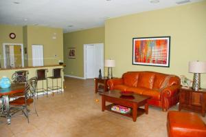 Victoria Grove/Anthony Gr - Residential Lease