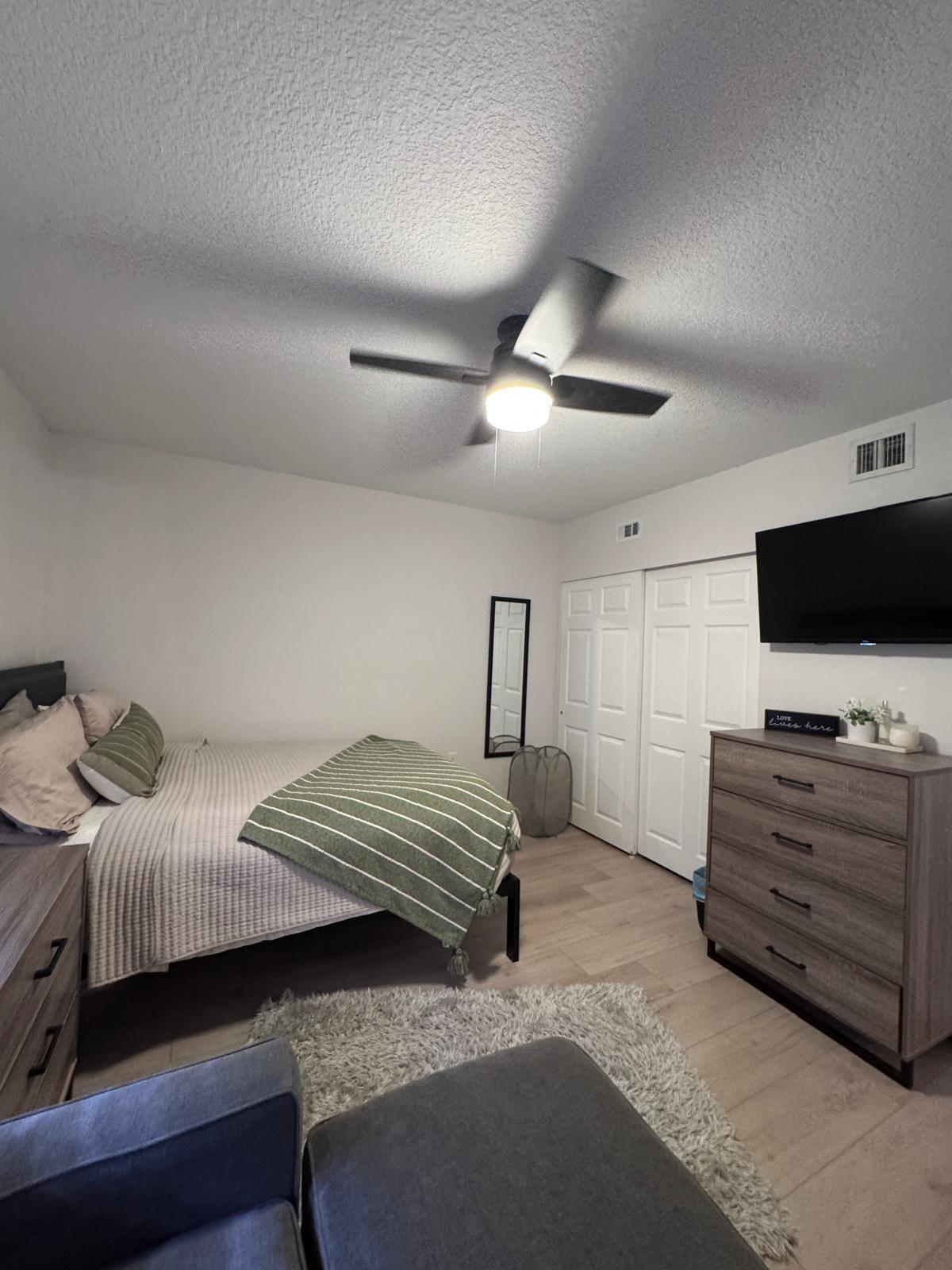 WHITEHALL CONDO OF THE LANDS OF THE PRESIDENT - Residential