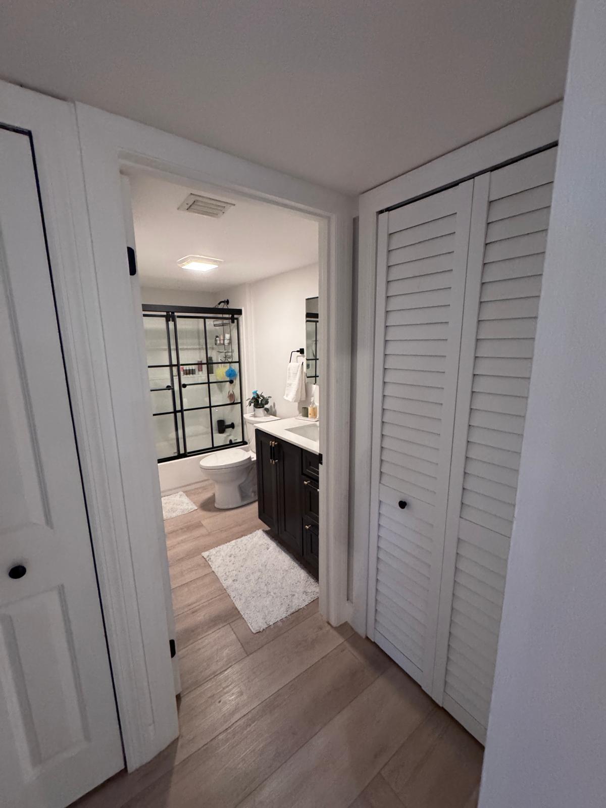 WHITEHALL CONDO OF THE LANDS OF THE PRESIDENT - Residential