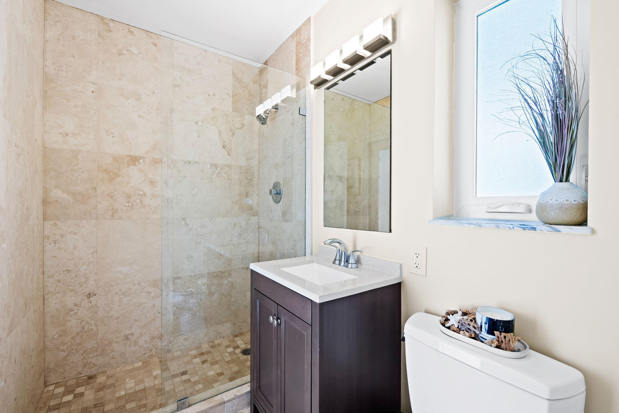 LANDINGS FIRST SEC - Residential