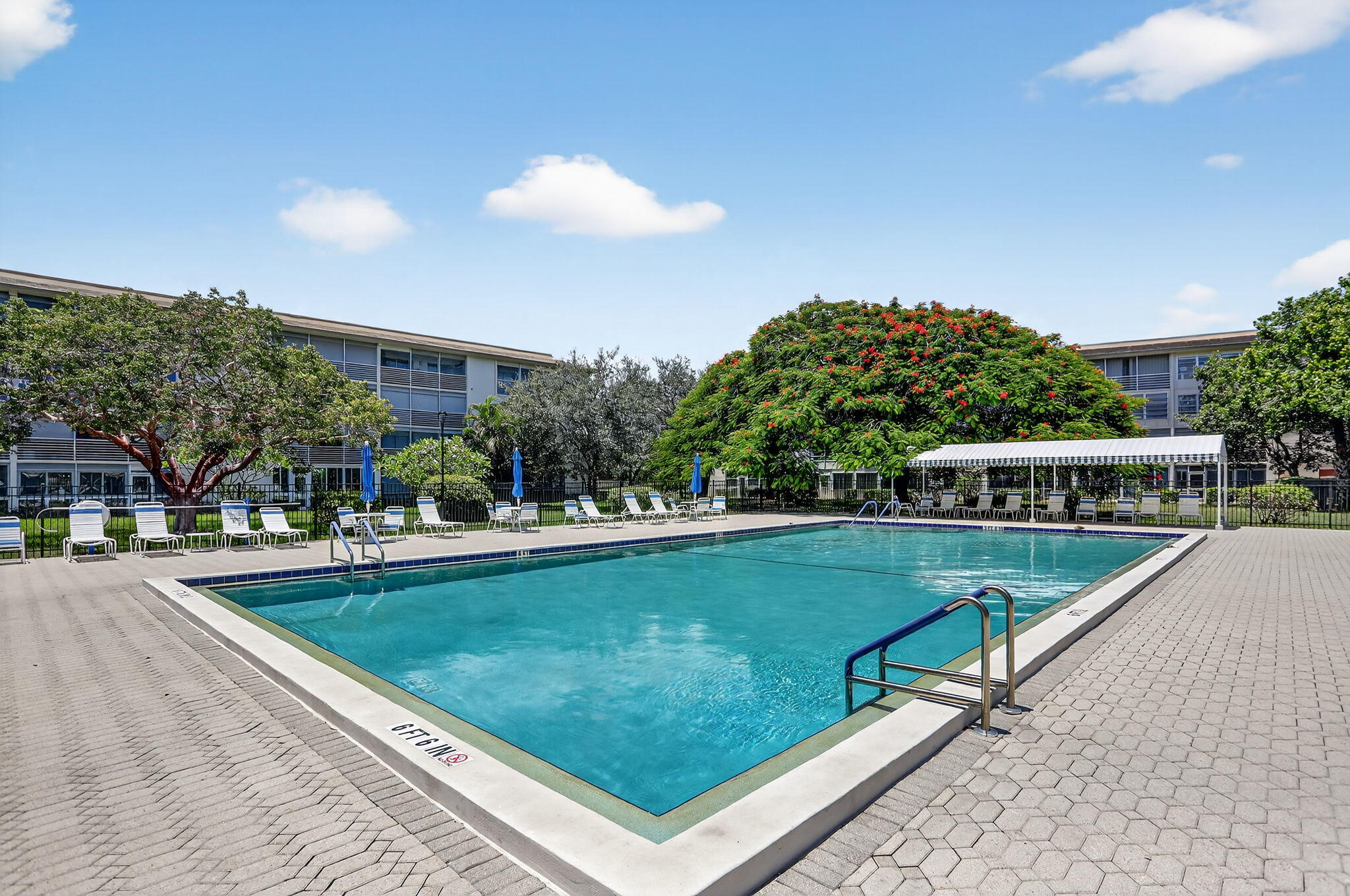 WYNMOOR VILLAGE - Residential