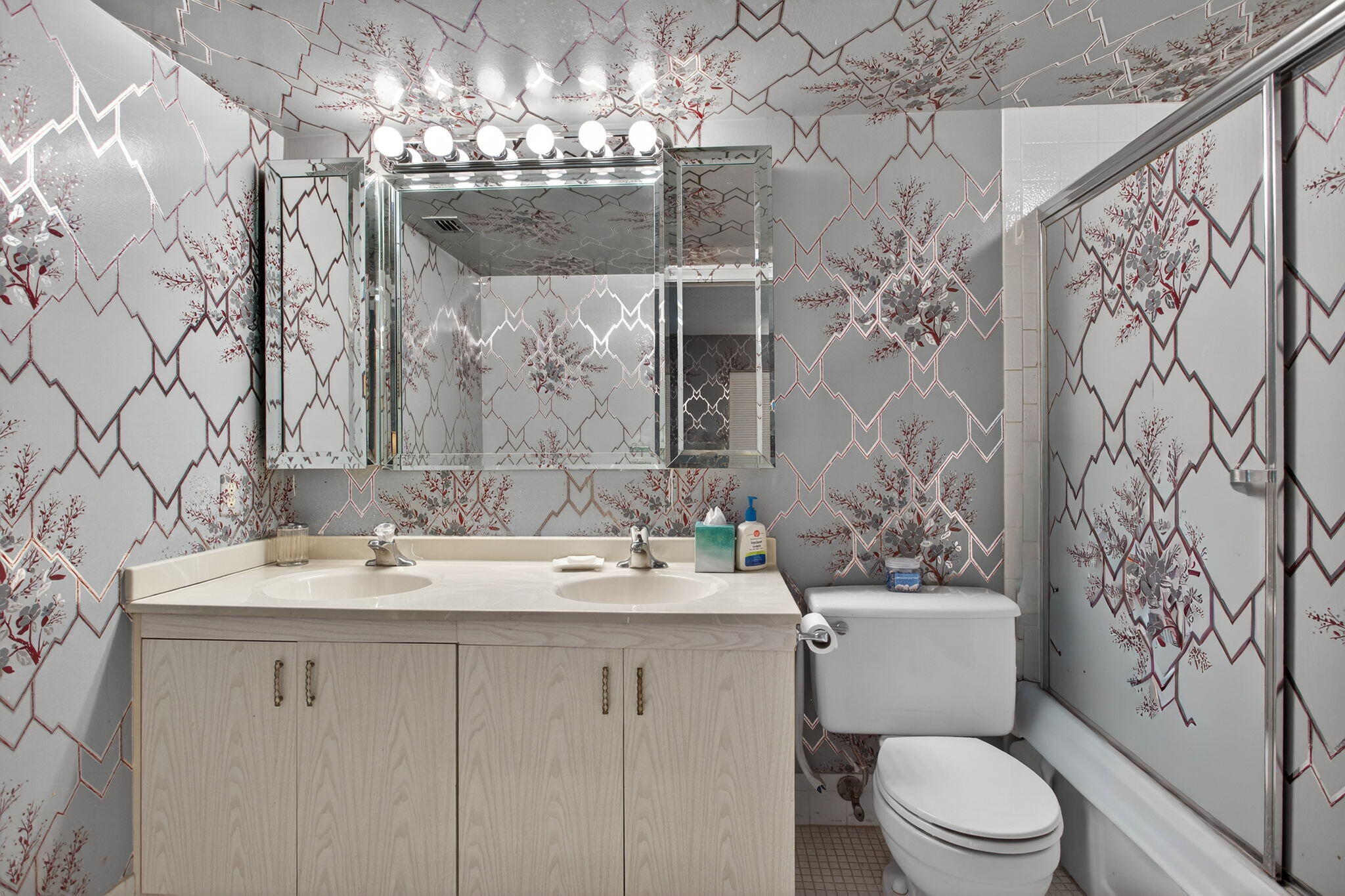 WYNMOOR VILLAGE - Residential