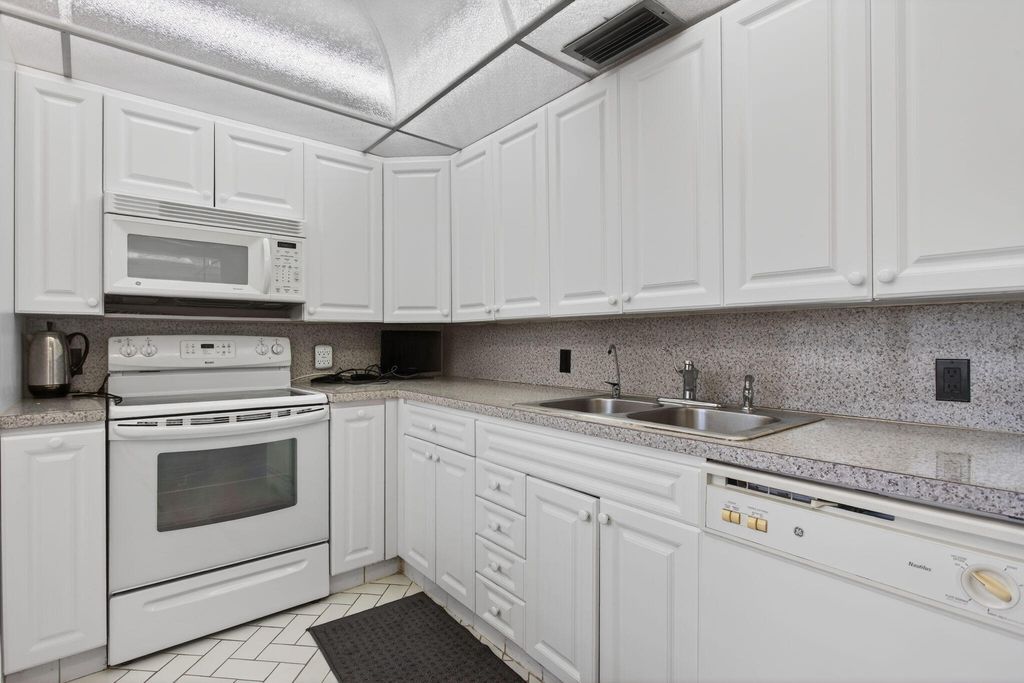 Photo of 2403 Antigua Circle #B4, Coconut Creek, FL 33066 (MLS # F10551530)