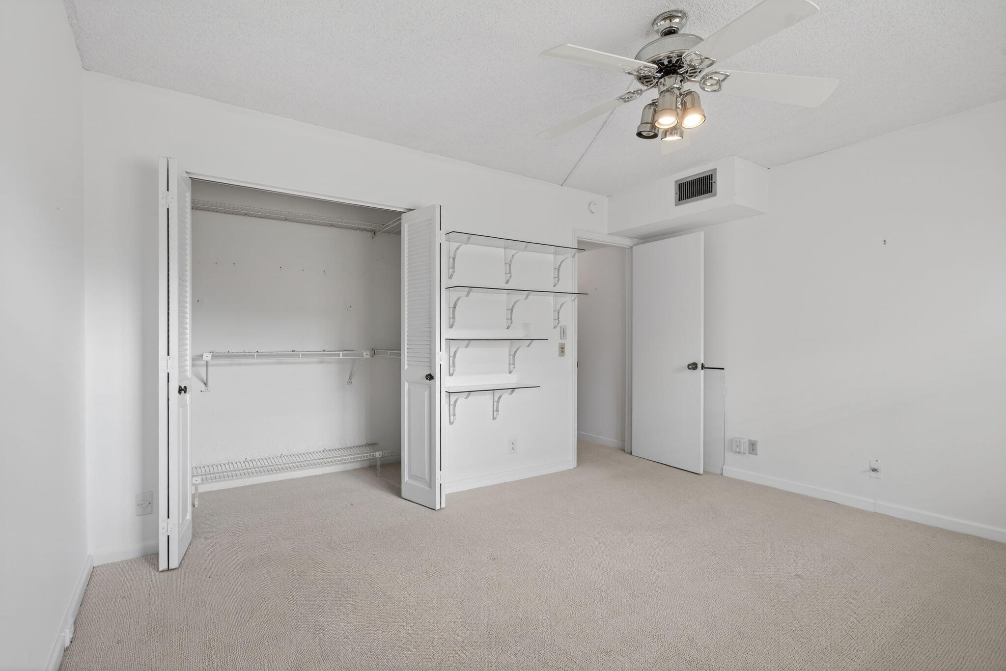 WYNMOOR VILLAGE - Residential