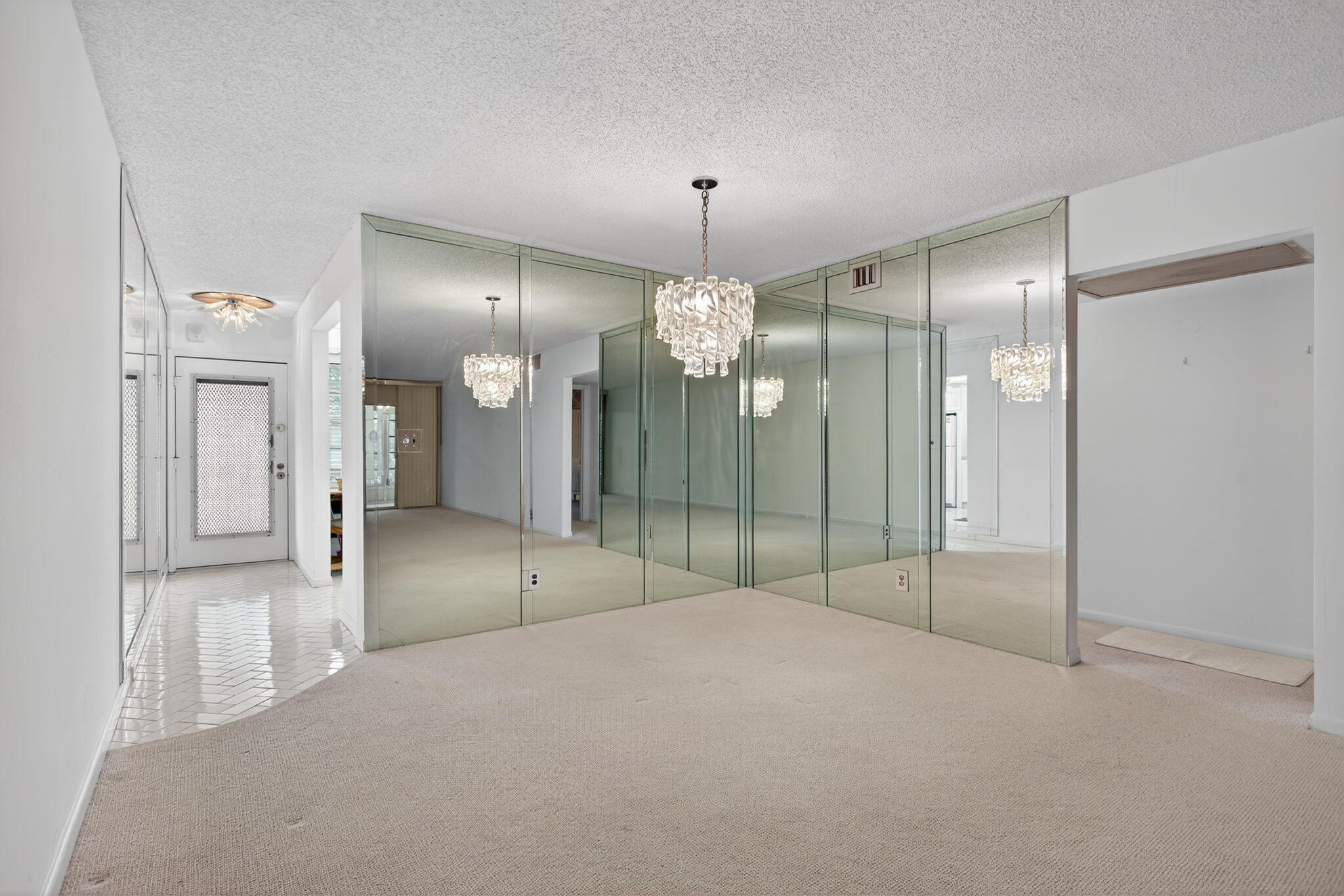 WYNMOOR VILLAGE - Residential