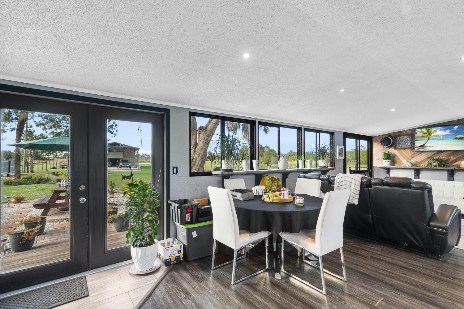 METES AND BOUNDS - Residential