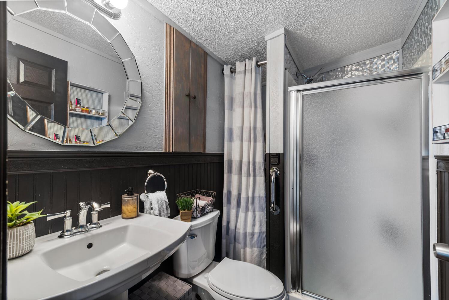 METES AND BOUNDS - Residential