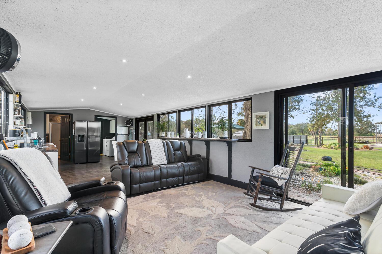 METES AND BOUNDS - Residential