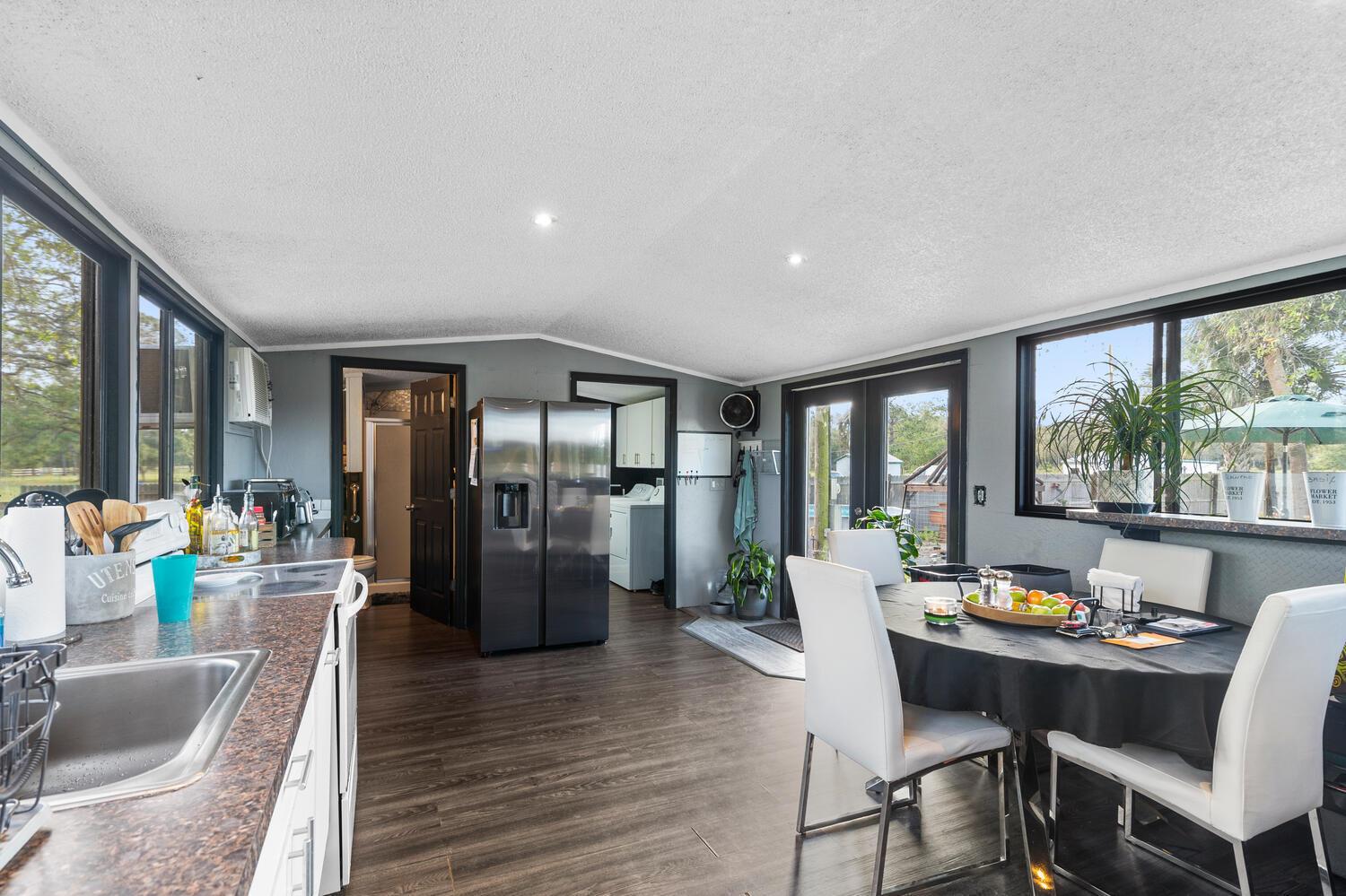 METES AND BOUNDS - Residential