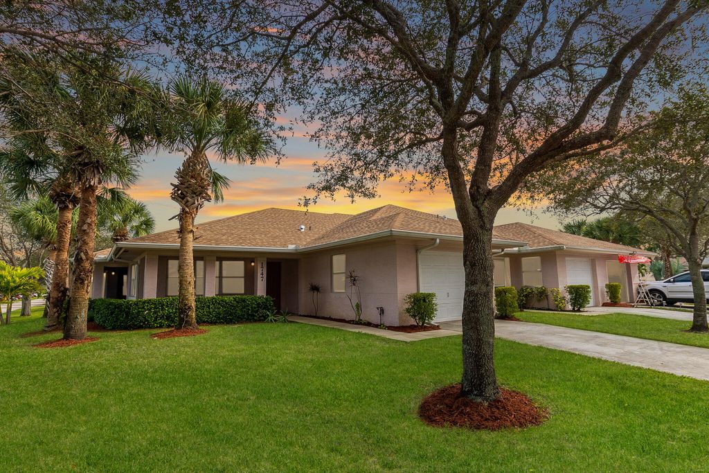Photo of 1747 N Dovetail Drive #A, Fort Pierce, FL 34982 (MLS # R10956636)