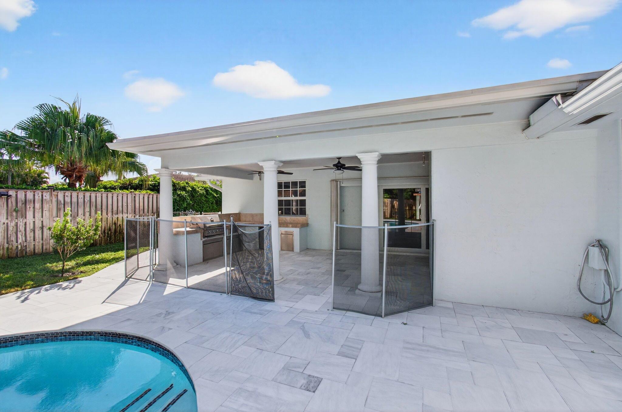 FLA MANGO ESTATES AS - Residential