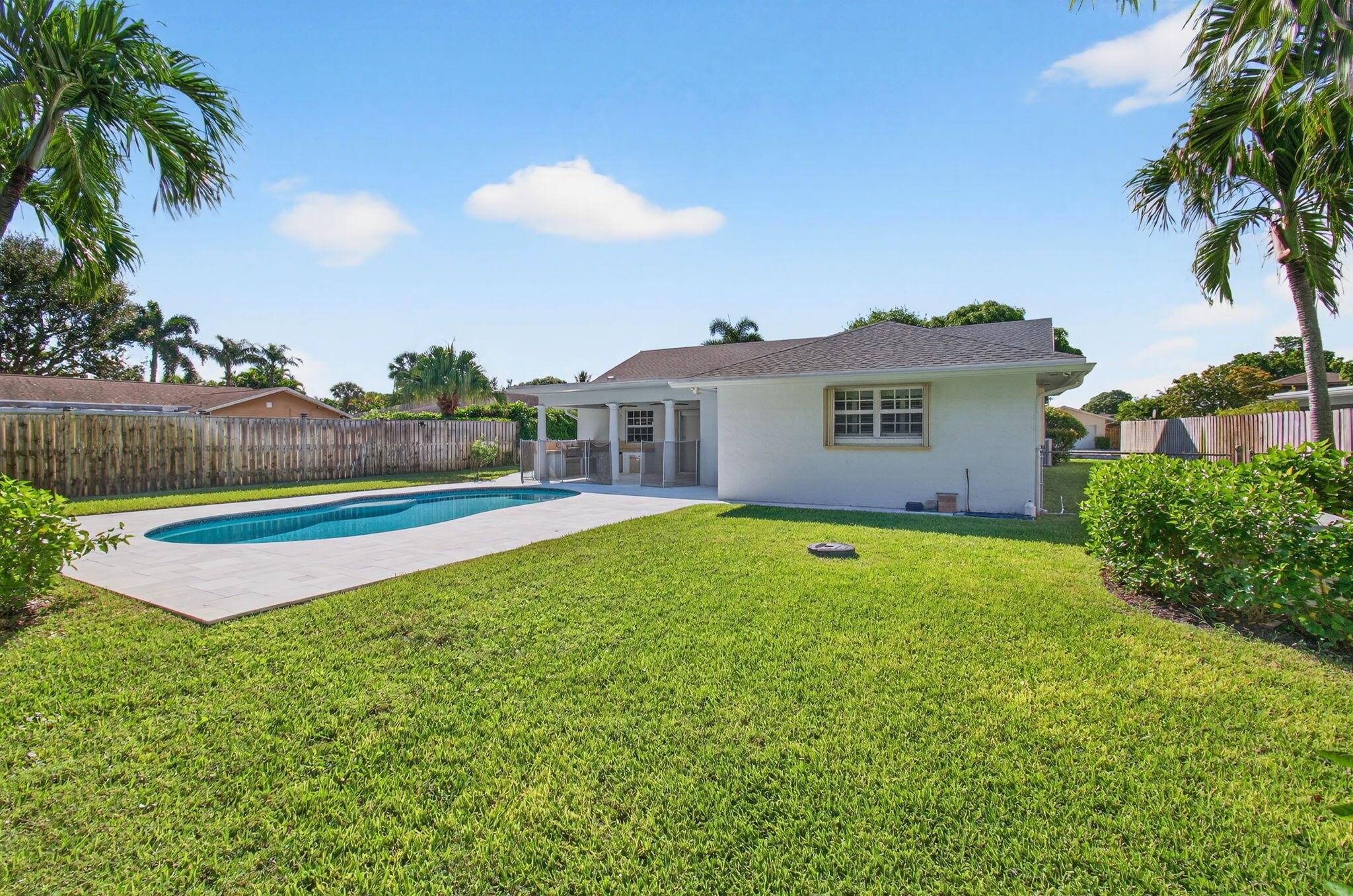 FLA MANGO ESTATES AS - Residential