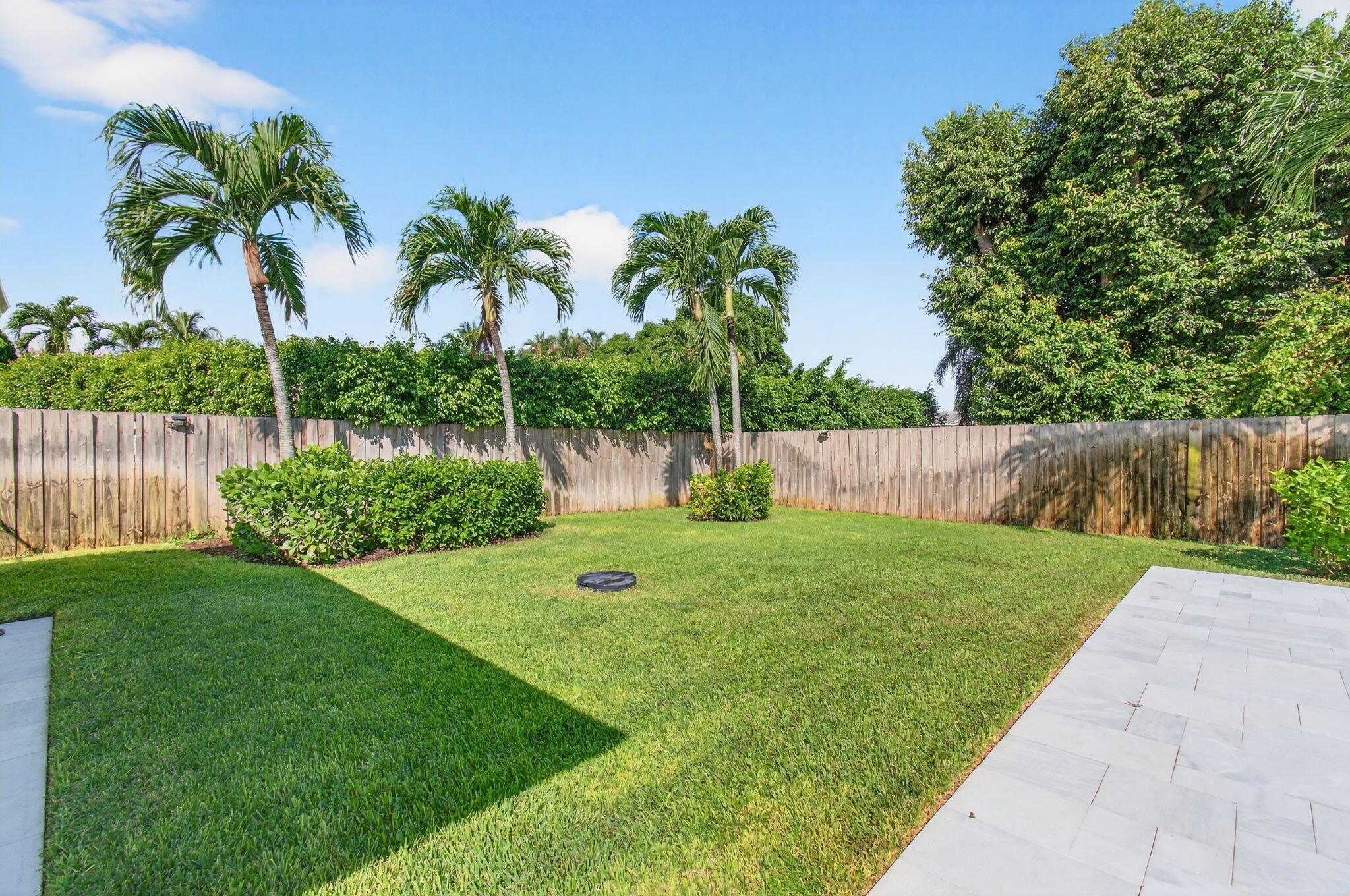 FLA MANGO ESTATES AS - Residential