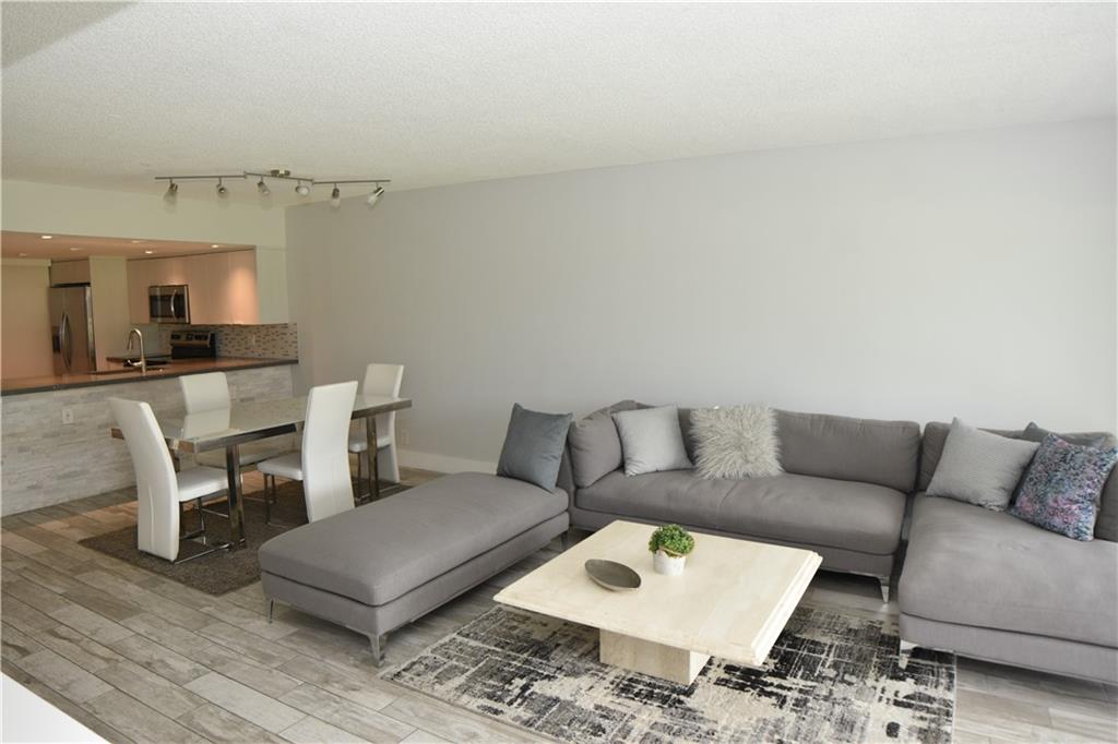 PALM-AIRE - Residential