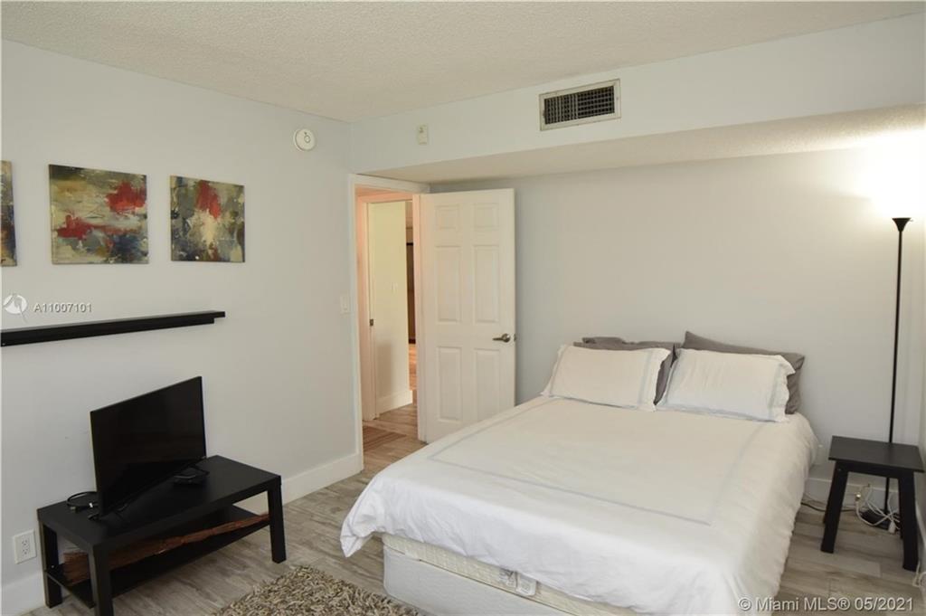 PALM-AIRE - Residential