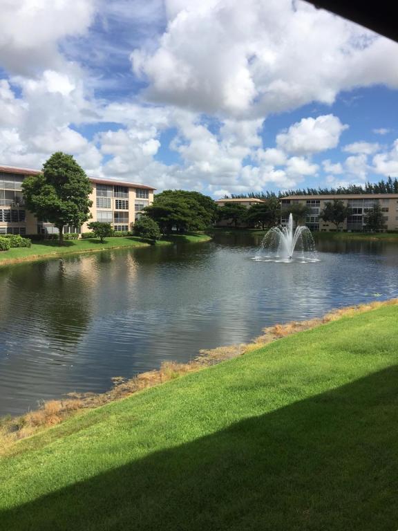 ANDROS VILLAGE E CONDO - Residential