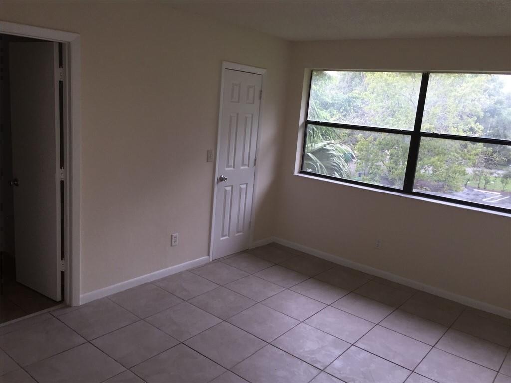 Glenwood Sub 69-33 B - Residential Income