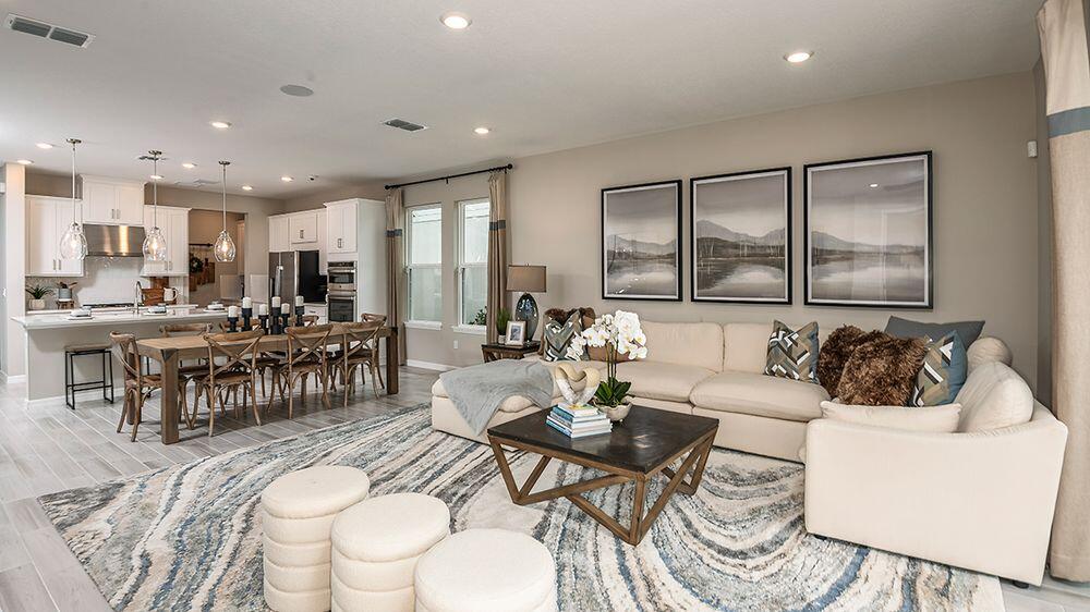VERANDA OAKS - Residential