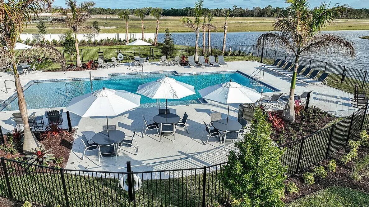 VERANDA OAKS - Residential