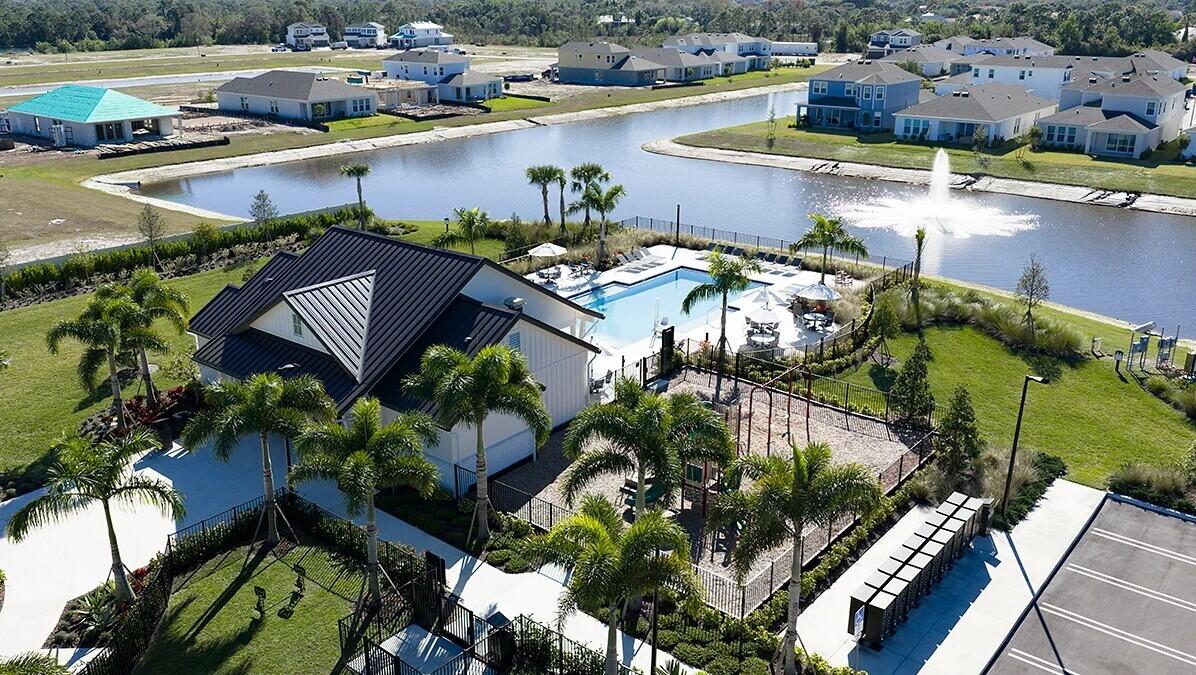 VERANDA OAKS - Residential