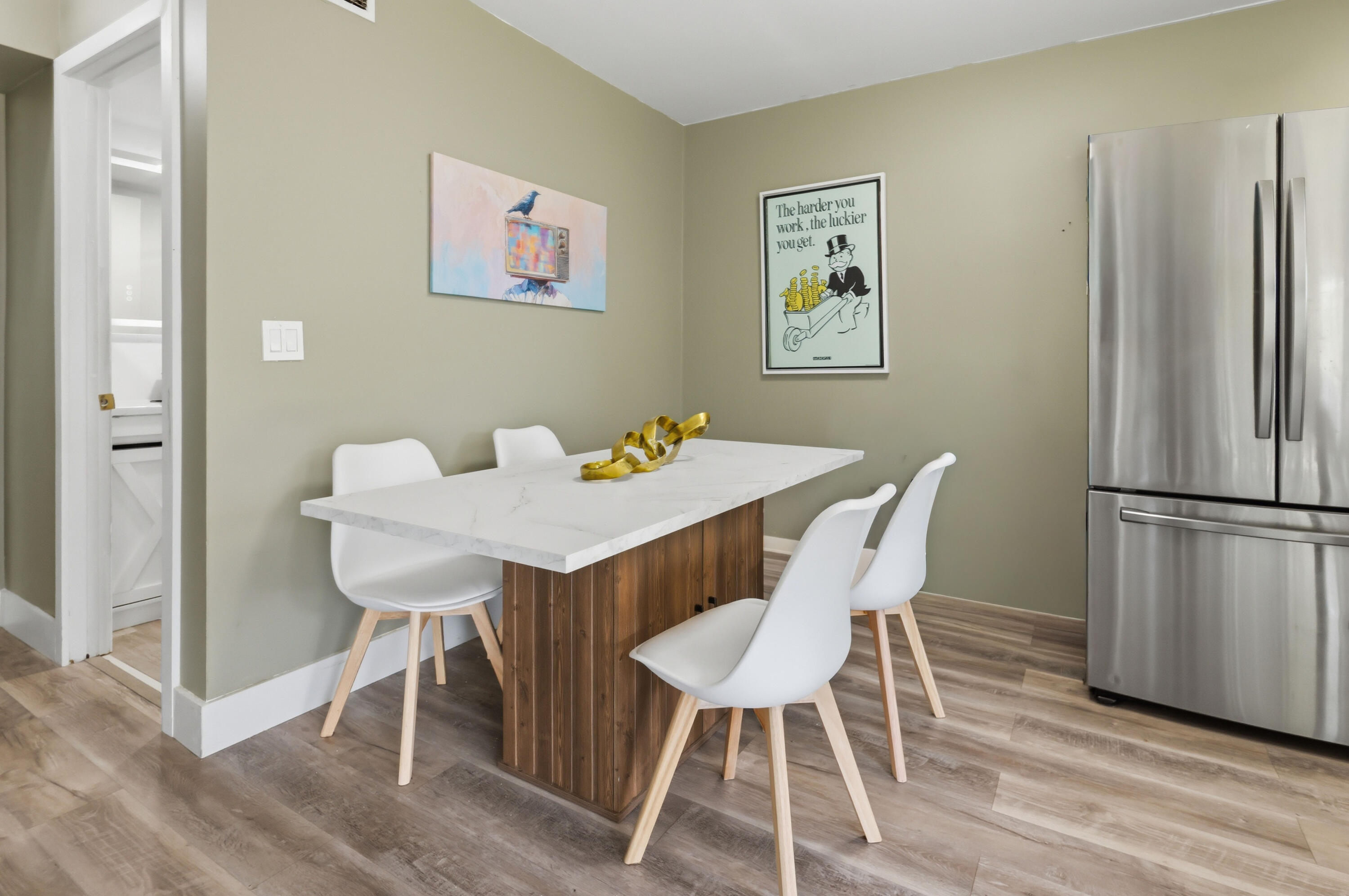 TIVOLI TRACE CONDO NO 7 - Residential