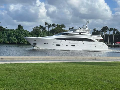 9 Colonial Club Drive 102 Boynton Beach FL 33435