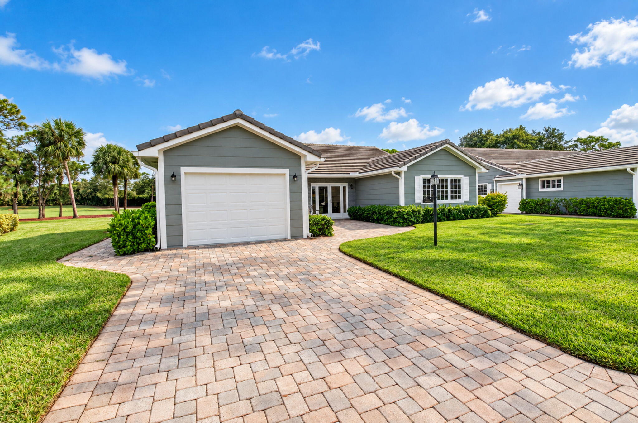 7 Holly Drive