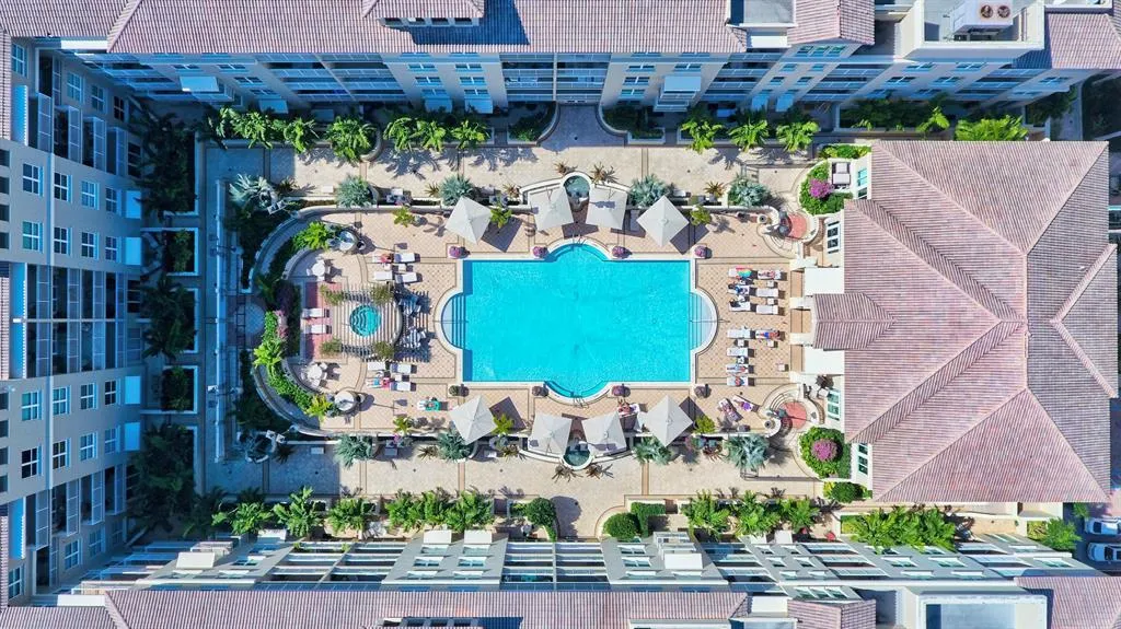 99 SE MIZNER BLVD Unit 648  