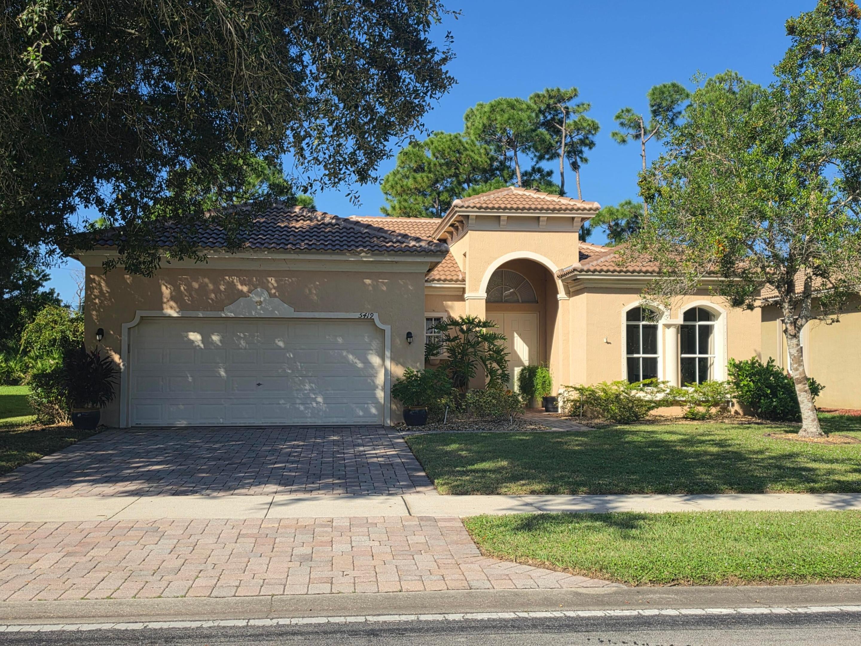 5419 PLACE LAKE Drive