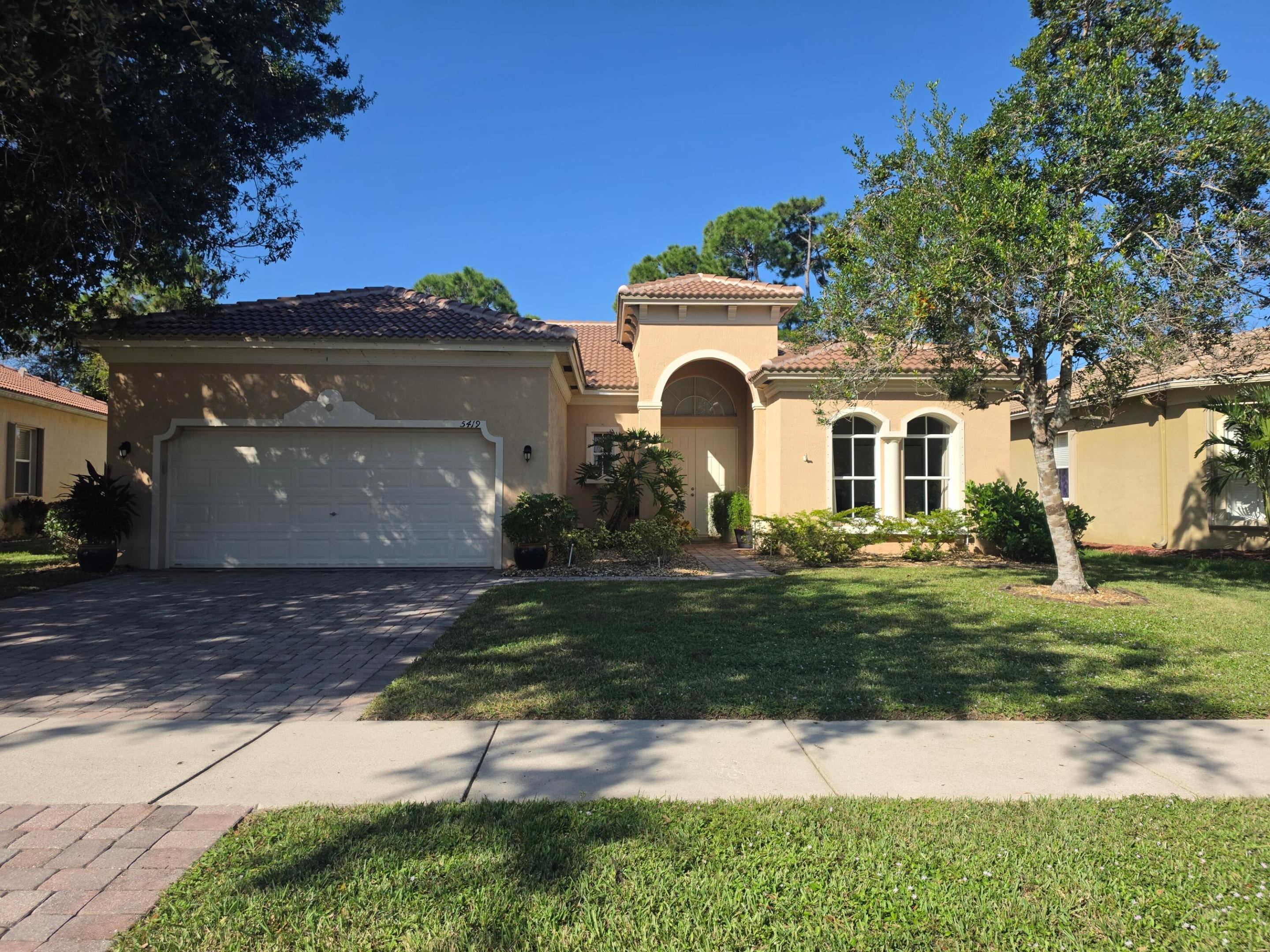 5419 PLACE LAKE Drive