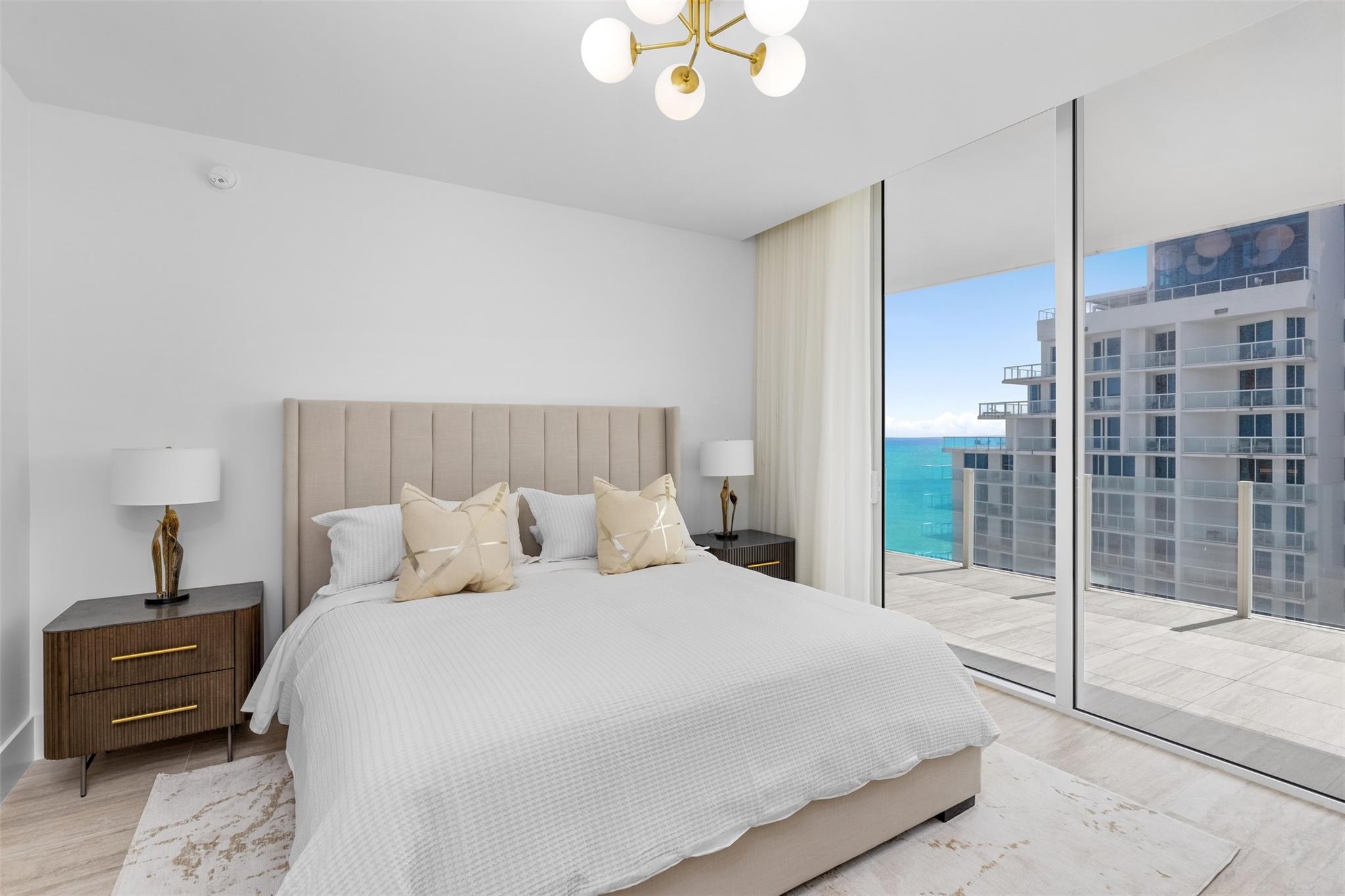 Four Seasons - Residential