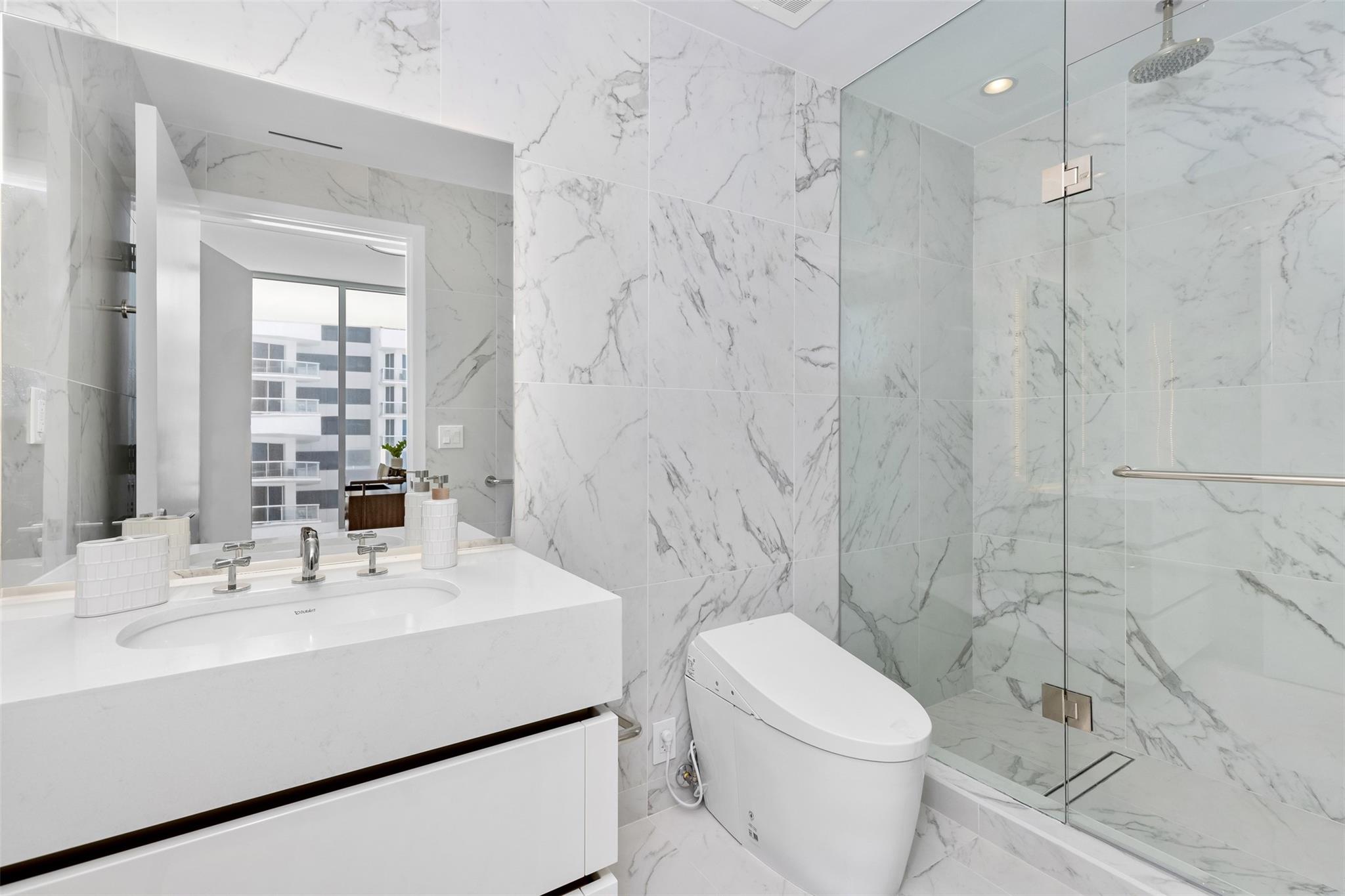 Four Seasons - Residential