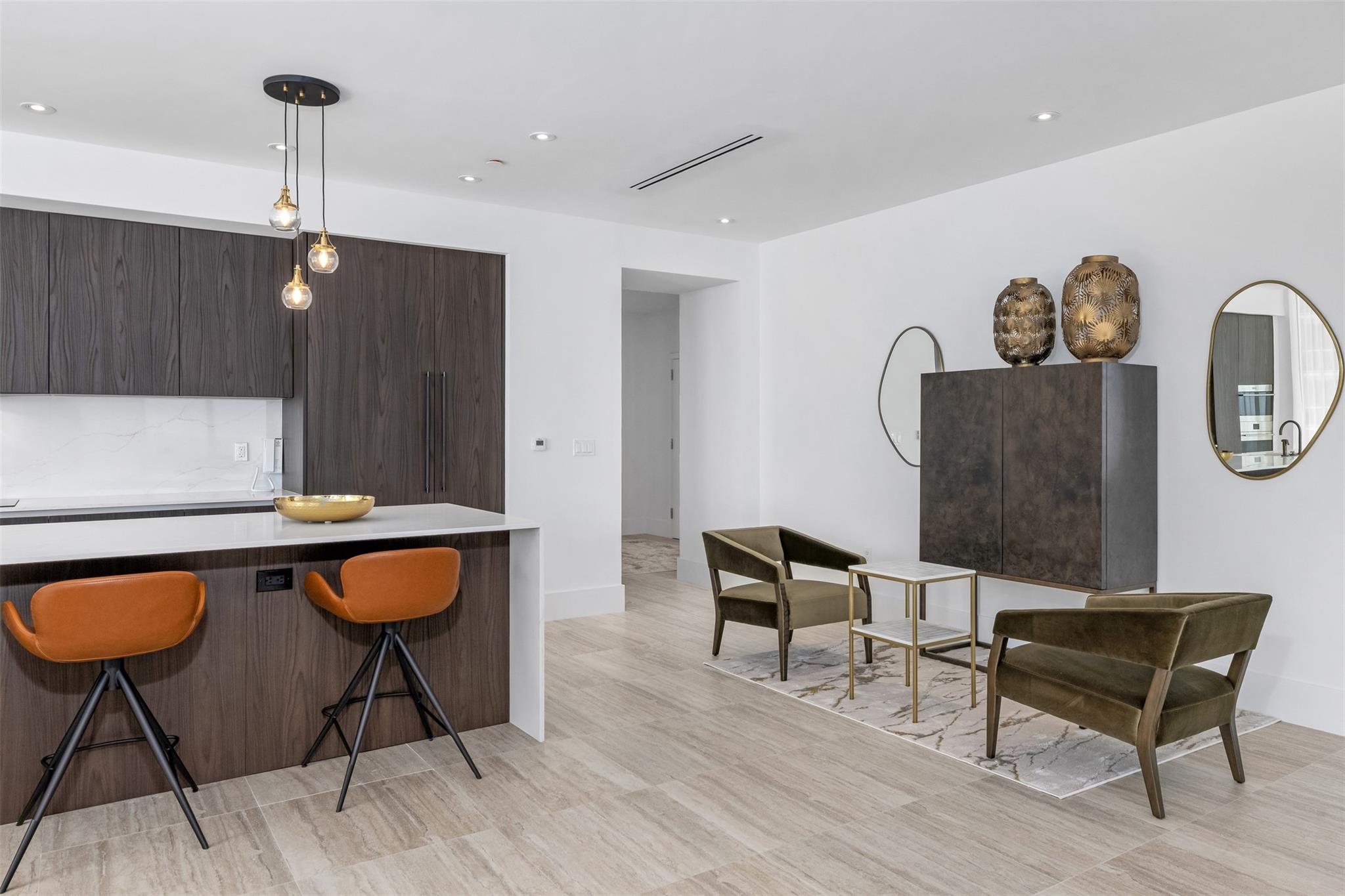 Four Seasons - Residential