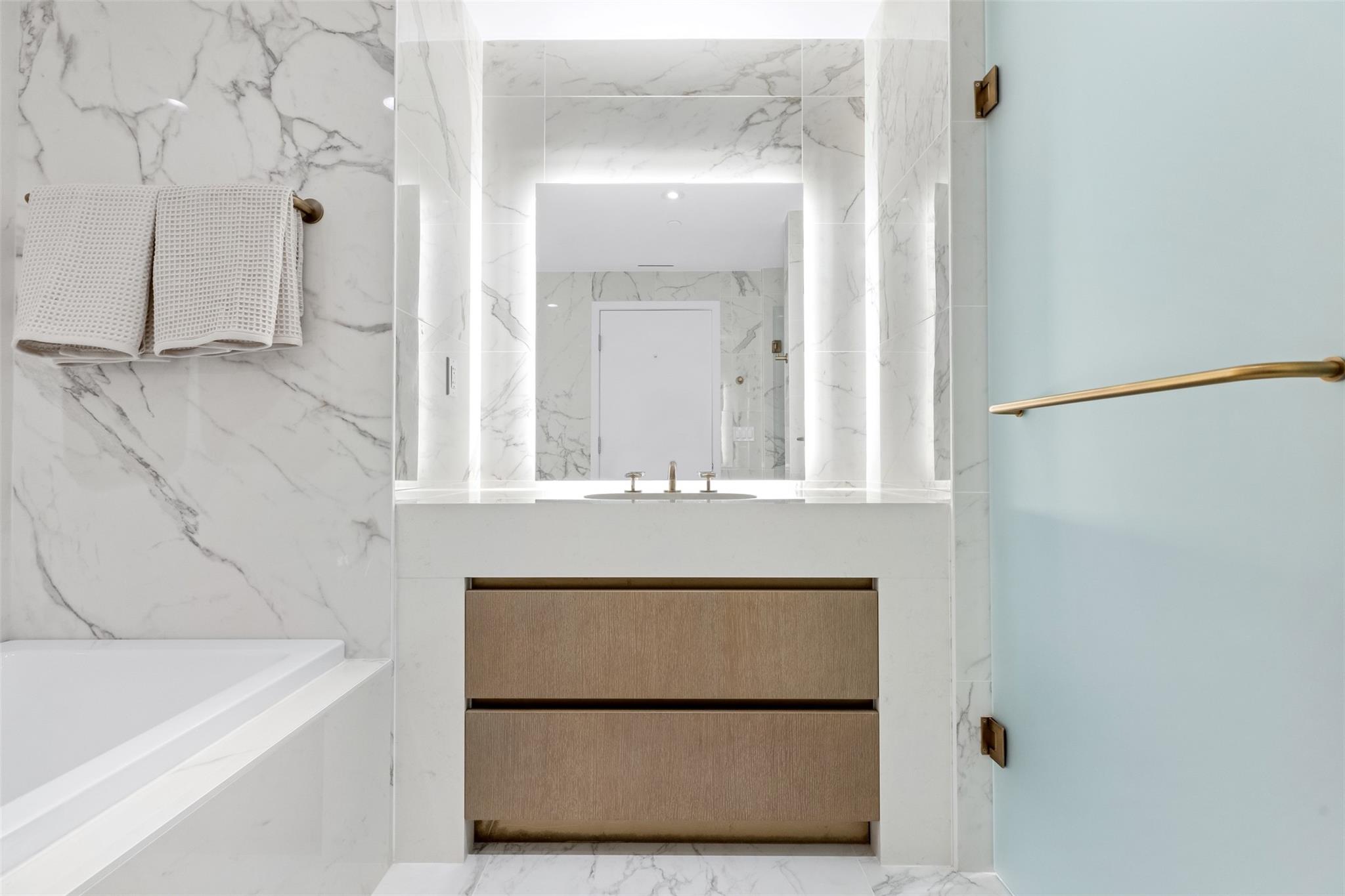 Four Seasons - Residential