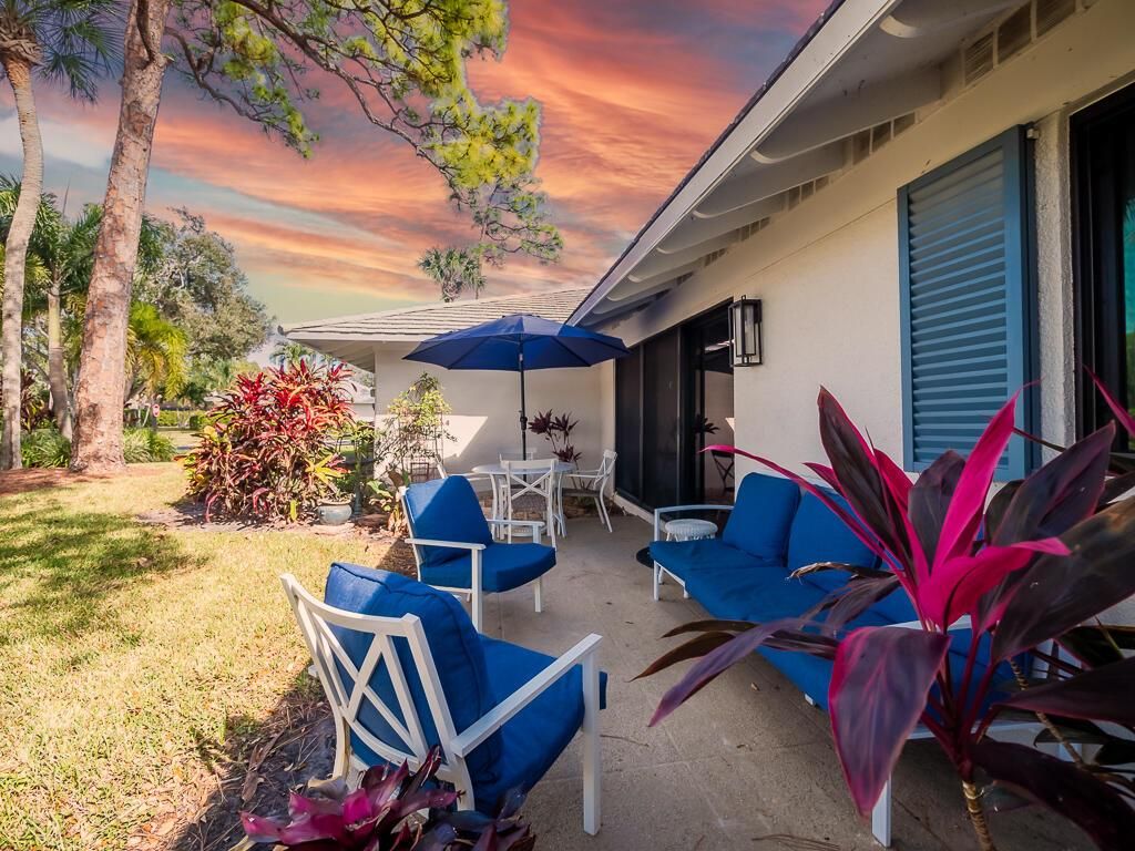 Photo of 703 Club Drive, Palm Beach Gardens, FL 33418 (MLS # R11096033)