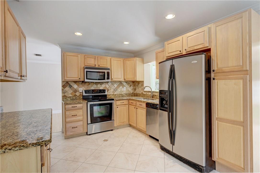 HIDDEN VALLEY SEC 2 - Residential Lease