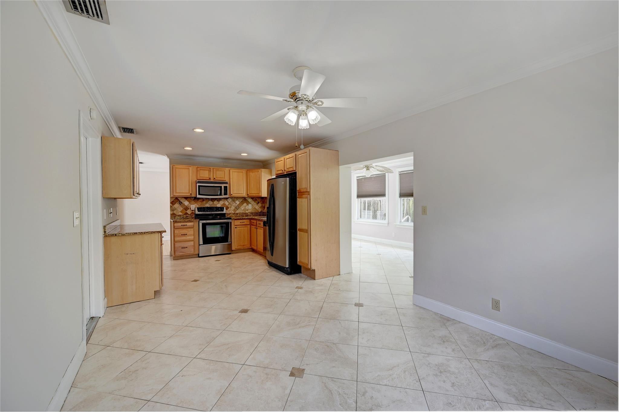 HIDDEN VALLEY SEC 2 - Residential Lease