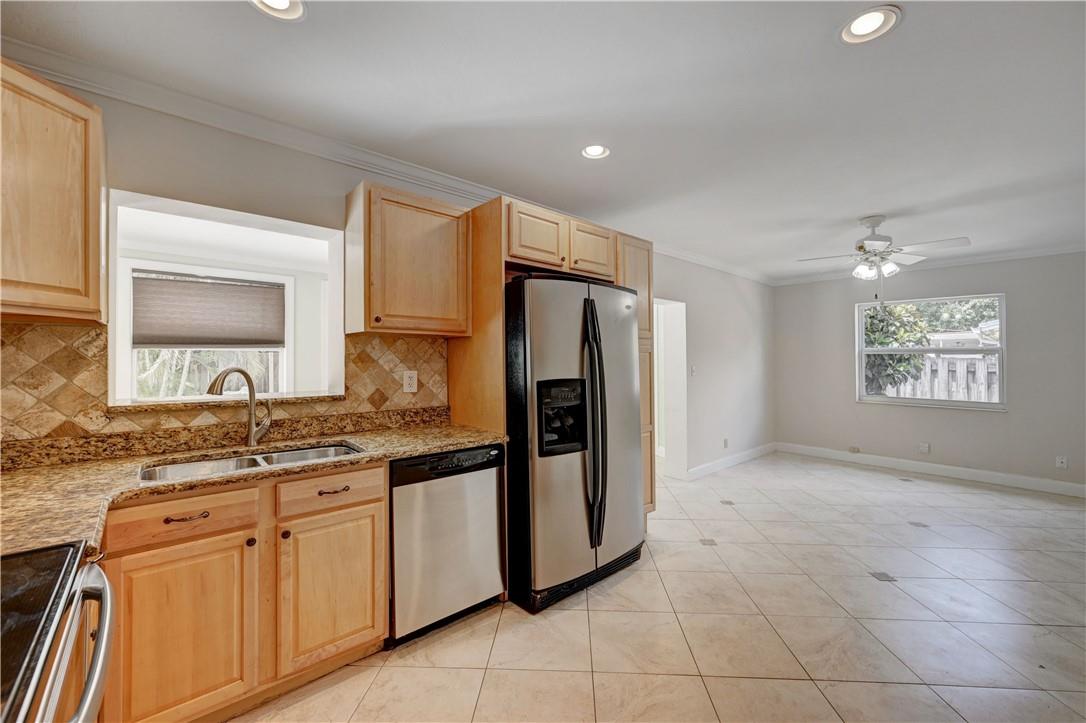 HIDDEN VALLEY SEC 2 - Residential Lease