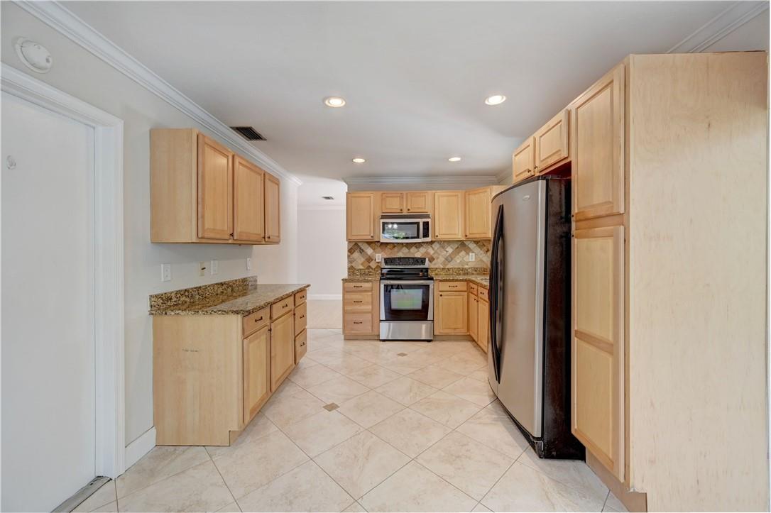 HIDDEN VALLEY SEC 2 - Residential Lease